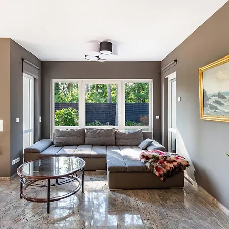 Luxury Lakeside Retreat Villa Bestensee